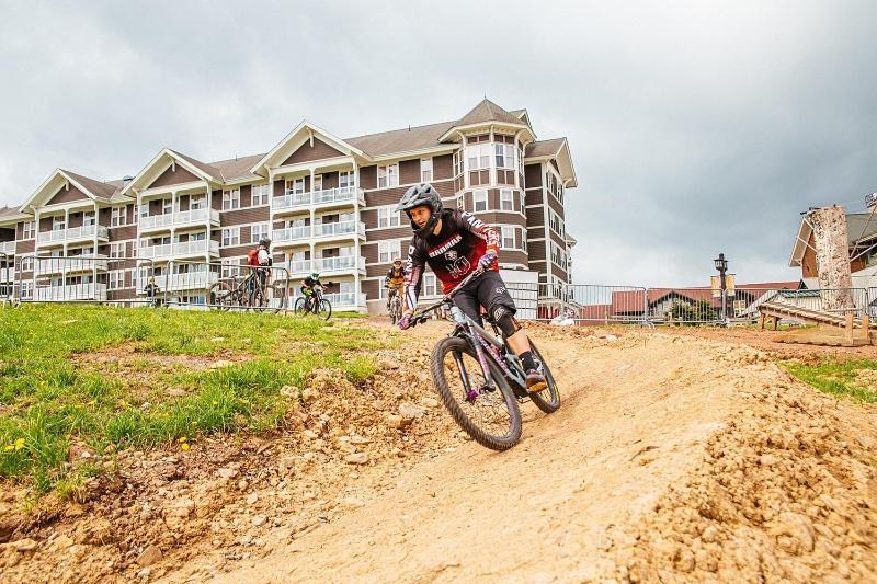 Ski In/Out Snowshoe Ngoại thất bức ảnh